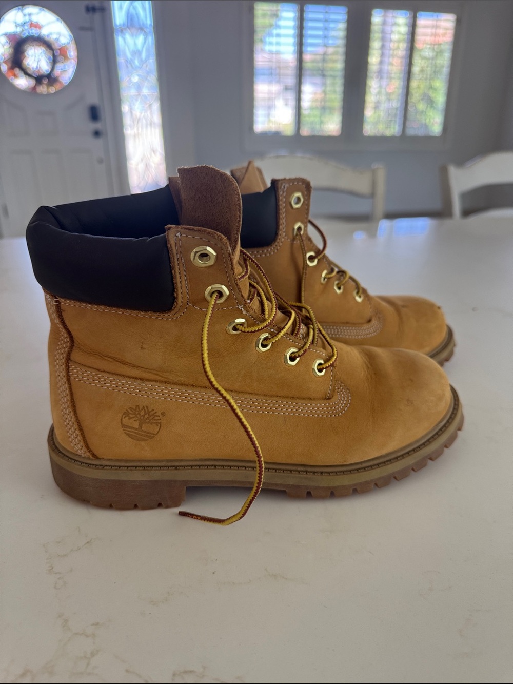 Timberland Classic 6-Inch Boots in Wheat/Nubuck